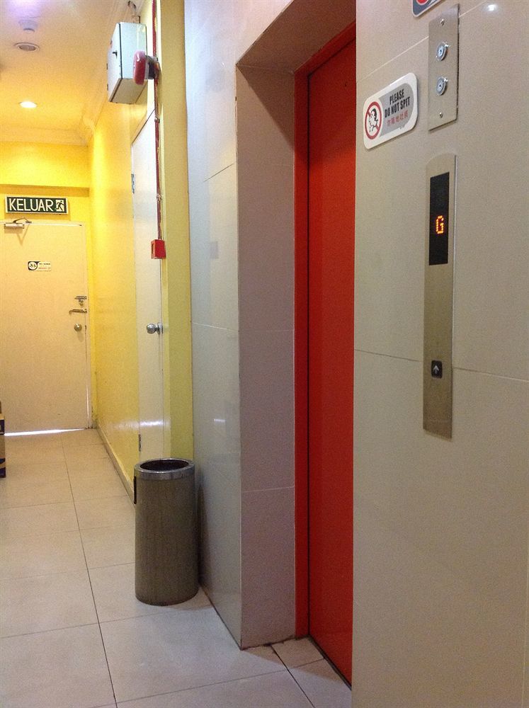 Hotel Traveller Kota Kinabalu Exteriér fotografie
